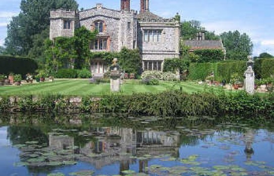 Mannington Hall gardens