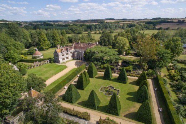 Athelhampton House Gardens 