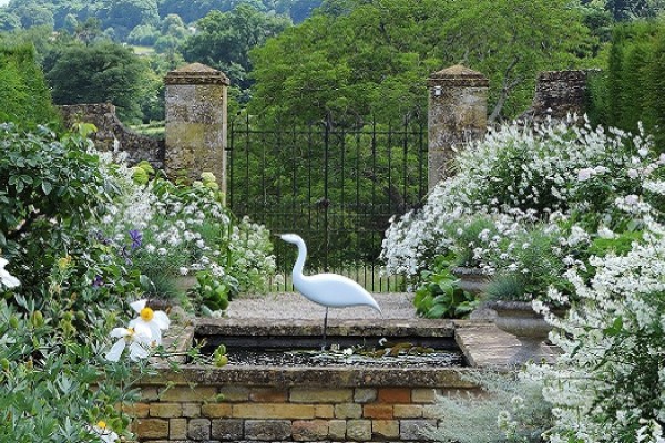 Bourton House Garden