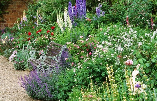 Broughton Castle Garden near Banbury