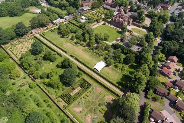 Castle Bromwich Hall Gardens