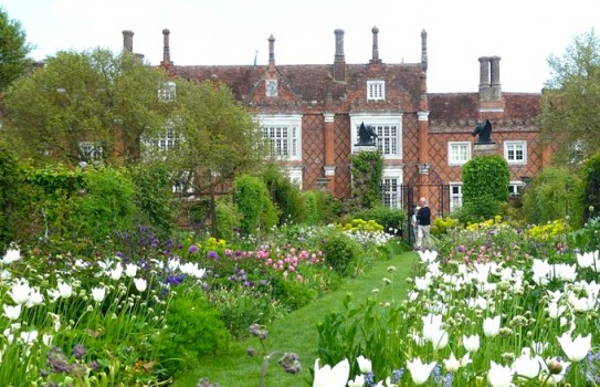Helmingham Hall Gardens