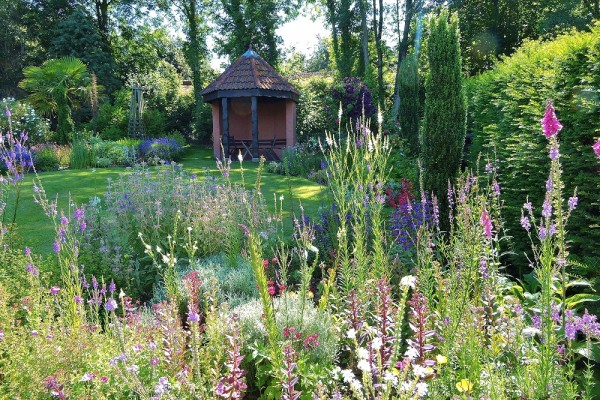 Hidden Valley Garden's Mediterranean area  