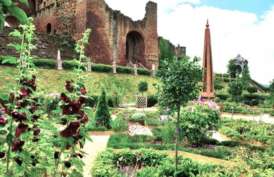 Kenilworth Castle Gardens by Shannon Arthur Kenilworth Castle Gardens by Shannon Arthur