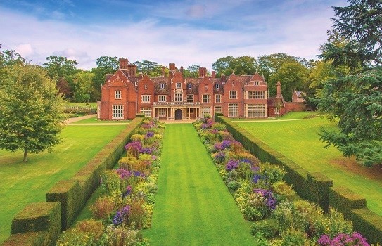 Longstowe Hall Gardens