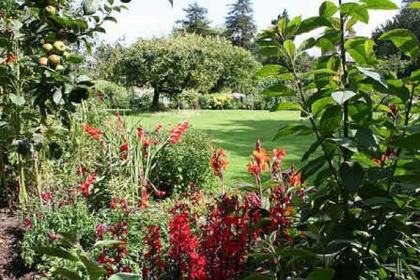 Peckover House Gardens