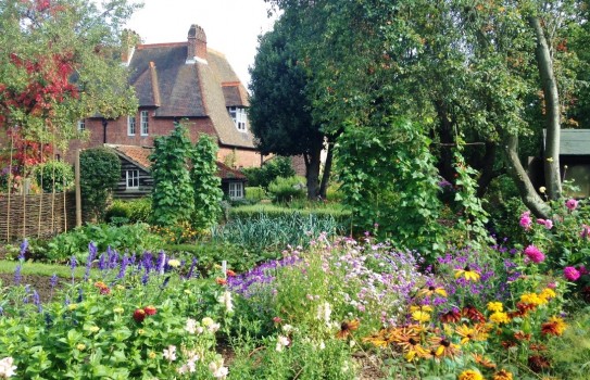 Red House Garden