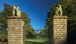 traquair-bear-gates.jpg