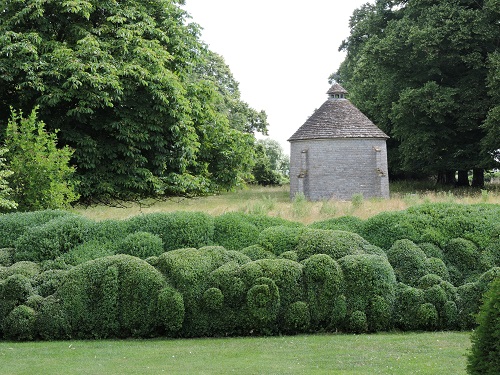 Lytes Cary Manor Garden Arts And Crafts Great British Gardens